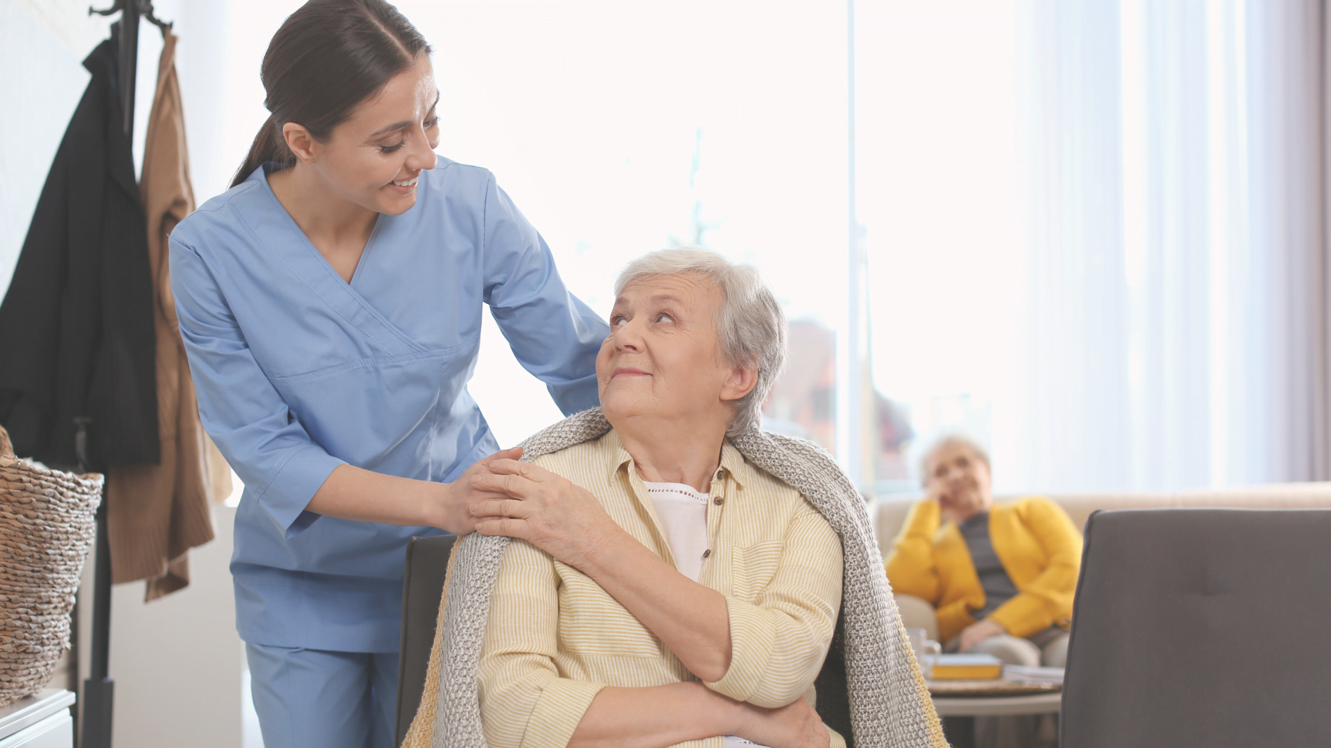 Banner do Curso Melhores Práticas de Higiene e Cuidados com Idosos Foco em Competências Técnicas e Comportamentais